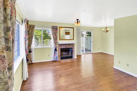 116 Brogan Ct, Fairfield, CA 94534 photo 6