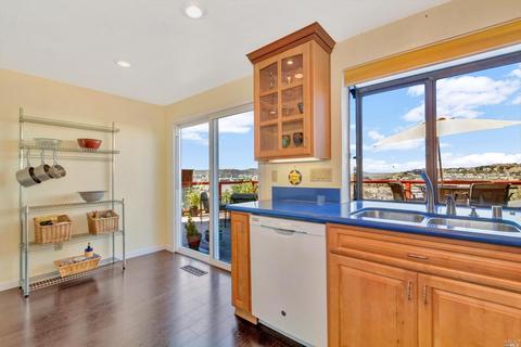 300 Yachtsman Dr, Vallejo, CA 94591 photo 18