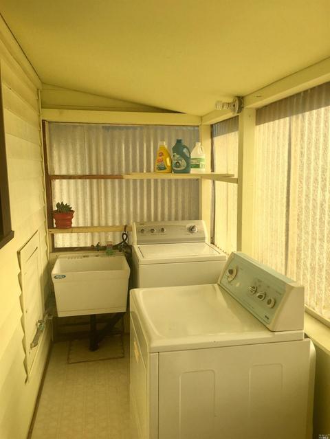949 S Wright Rd, Santa Rosa, CA 95407 photo 12
