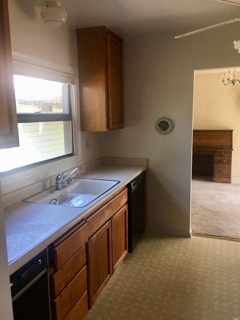 949 S Wright Rd, Santa Rosa, CA 95407 photo 4