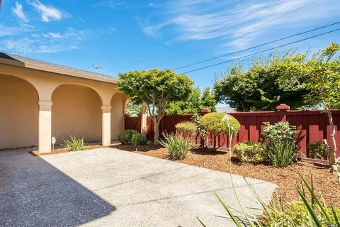 1613 E Madison St, Petaluma, CA 94954 photo 9