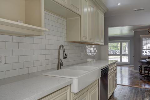 301 Concord St, Vallejo, CA 94591 photo 8