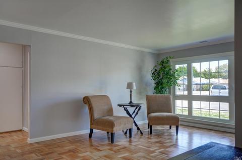 301 Concord St, Vallejo, CA 94591 photo 4