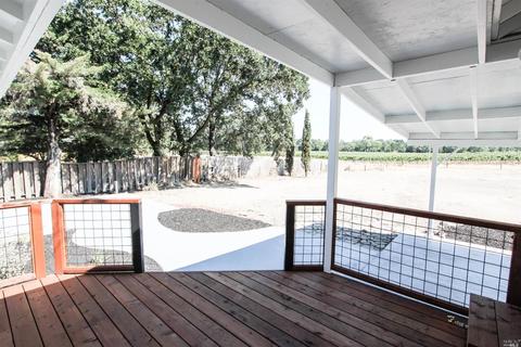 1900 Jones Rd, Windsor, CA 95492 photo 2