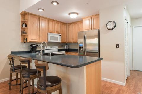 77 Creek Ct, Cotati, CA 94931 photo 5