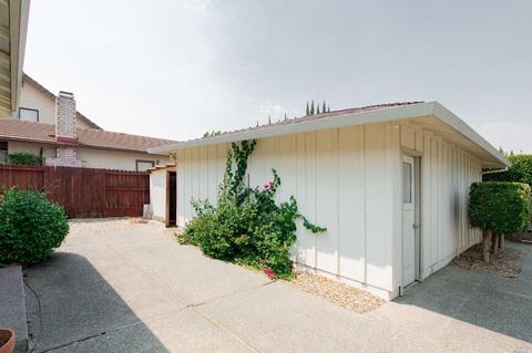2857 Calaveras Dr, Fairfield, CA 94534 photo 18