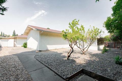 2857 Calaveras Dr, Fairfield, CA 94534 photo 23