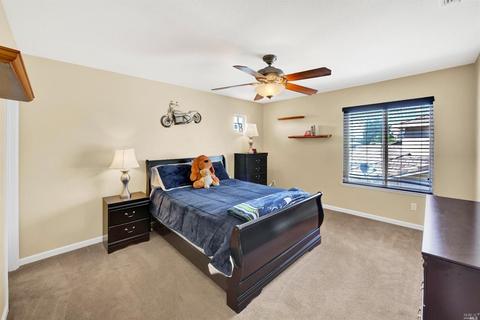575 Ruby Dr, Vacaville, CA 95687 photo 28