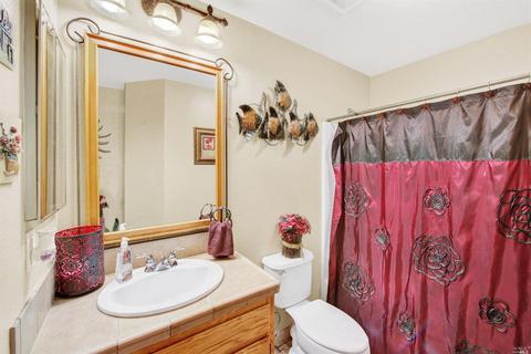 575 Ruby Dr, Vacaville, CA 95687 photo 25