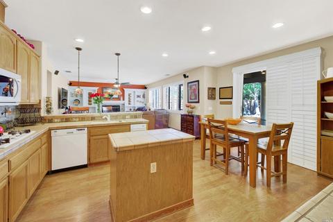 575 Ruby Dr, Vacaville, CA 95687 photo 13
