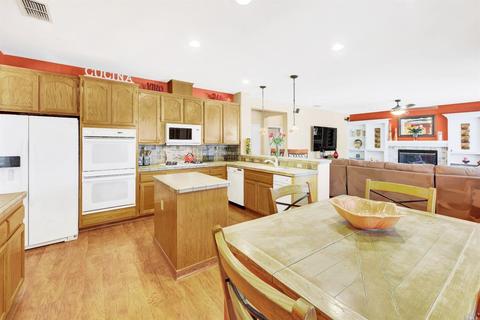 575 Ruby Dr, Vacaville, CA 95687 photo 17