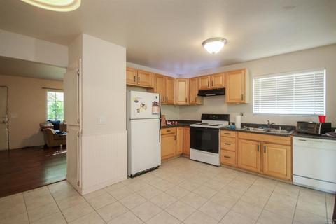 1206 Needham Dr, Vacaville, CA 95687 photo 9