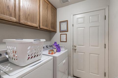 8605 Lasker Ln, Cotati, CA 94931 photo 13