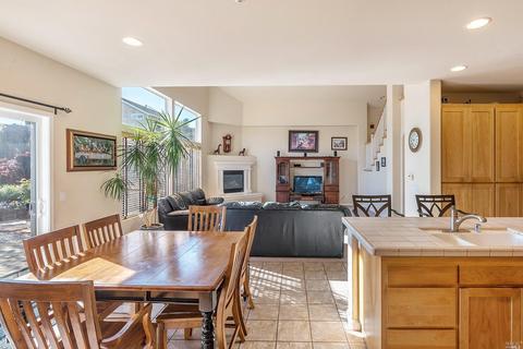 102 Primrose Ln, Cloverdale, CA 95425 photo 5
