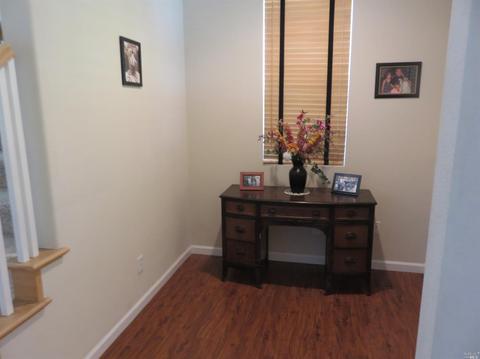 102 Primrose Ln, Cloverdale, CA 95425 photo 3