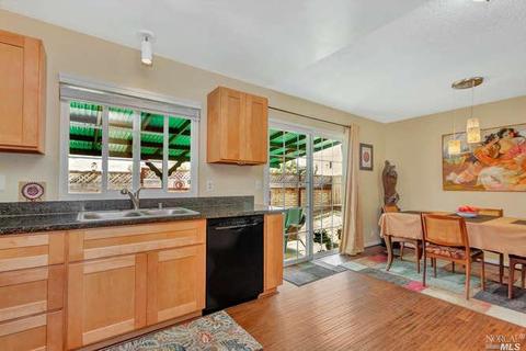 125 Radcliffe Dr, Vallejo, CA 94589 photo 12