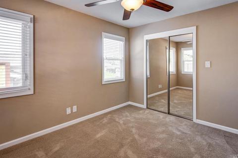 913 Hargus Ave, Vallejo, CA 94591 photo 13