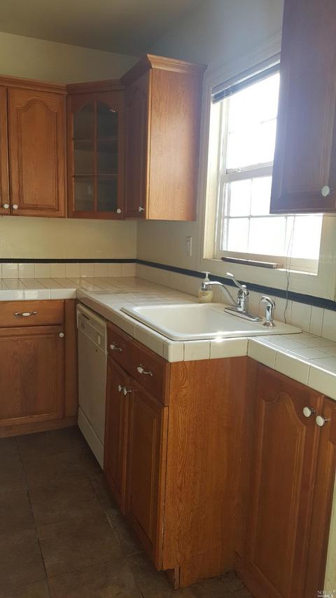 504 Central Ave, Vallejo, CA 94590 photo 13
