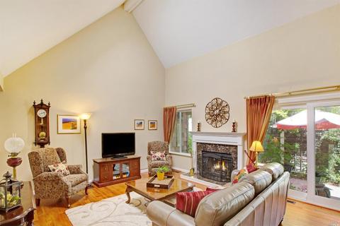 210 Avenida Barbera, Sonoma, CA 95476 photo 4