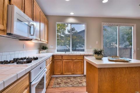 503 Bay Tree Ct, Windsor, CA 95492 photo 8