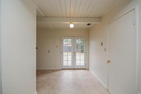 1006 Hayes St, Fairfield, CA 94533 photo 8