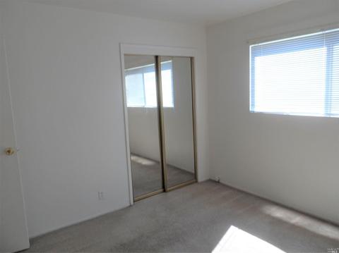 2233 Cambridge Dr, Fairfield, CA 94533 photo 15