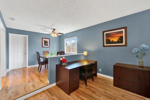 2312 Flicker Ln, Fairfield, CA 94533 photo 9