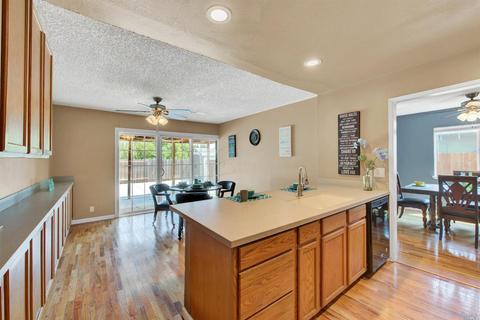 2312 Flicker Ln, Fairfield, CA 94533 photo 13
