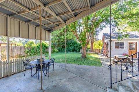 323 Oak Knoll Rd, Ukiah, CA 95482 photo 4