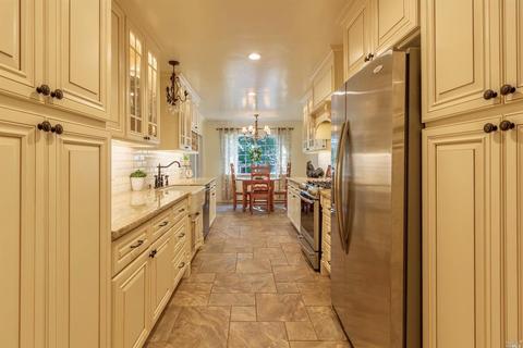 323 Oak Knoll Rd, Ukiah, CA 95482 photo 8