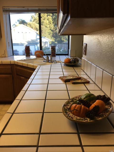 101 Thresher Dr, Vallejo, CA 94591 photo 9