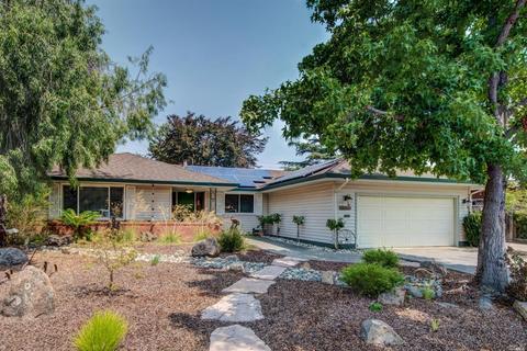 206 Franciscan Dr, Vallejo, CA 94589 photo 2