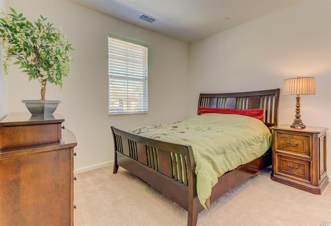 5221 Ralph Moore Ln, Fairfield, CA 94533 photo 2