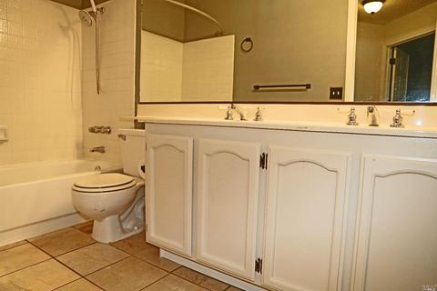 2718 Stone Pine Ct, Fairfield, CA 94533 photo 17