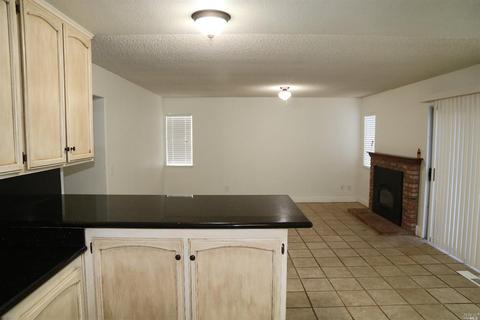 2718 Stone Pine Ct, Fairfield, CA 94533 photo 10