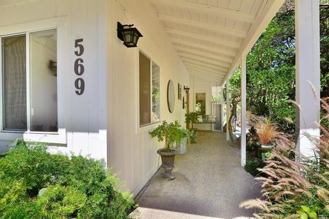 569 Michael Dr, Sonoma, CA 95476 photo 2