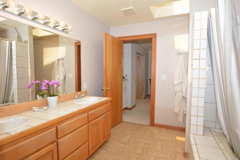 569 Michael Dr, Sonoma, CA 95476 photo 14