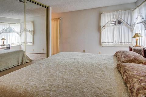 106 Jennifer Ct, Vallejo, CA 94591 photo 19