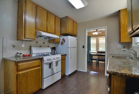 206 Steffan St, Vallejo, CA 94591 photo 9