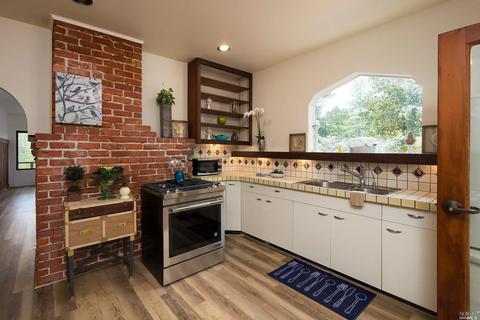 10 Crest Rd, Fairfax, CA 94930 photo 6