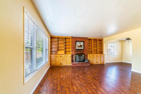 511 Stella Dr, Ukiah, CA 95482 photo 3