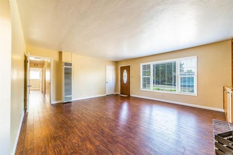 511 Stella Dr, Ukiah, CA 95482 photo 6