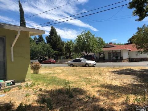 521 E I St, Benicia, CA 94510 photo 3