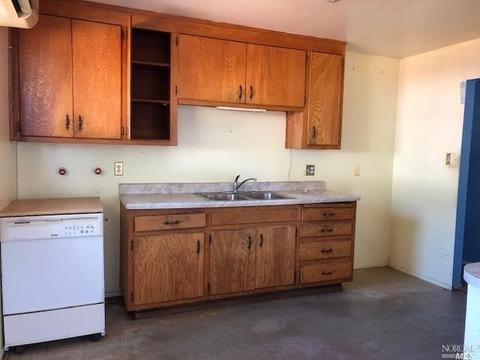 521 E I St, Benicia, CA 94510 photo 8