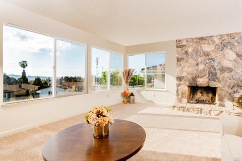 515 Whitecliff Dr, Vallejo, CA 94589 photo 4