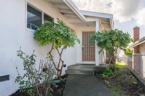 515 Whitecliff Dr, Vallejo, CA 94589 photo 3