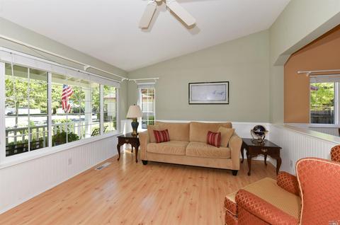 891 Foothill Dr, Windsor, CA 95492 photo 4