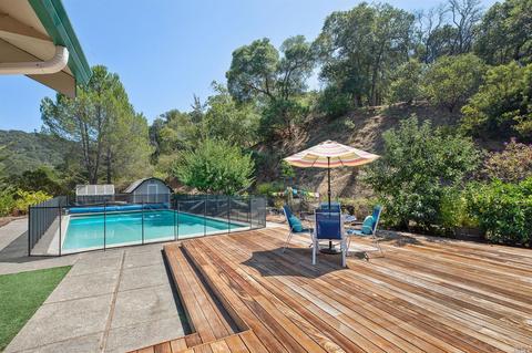 7 Burning Tree Dr, Novato, CA 94949 photo 16