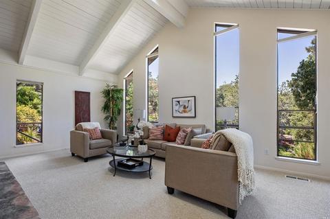 7 Burning Tree Dr, Novato, CA 94949 photo 4