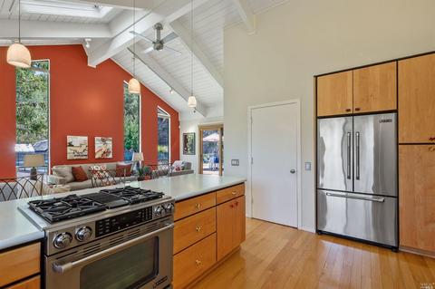 7 Burning Tree Dr, Novato, CA 94949 photo 11